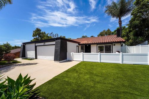 3598 Syracuse Ave, San Diego, CA, 92122-3320 | Card Image