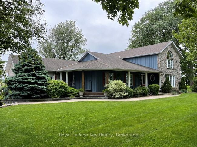 1949 Michigan Line, House other with 3 bedrooms, 3 bathrooms and 6 parking in Sarnia ON | Image 38