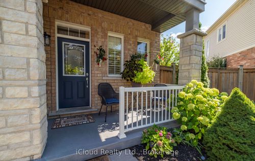 954 Penson Cres, Milton, ON, L9T8Z7 | Card Image