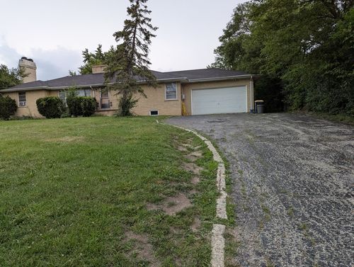 219 W 79th St, Burr Ridge, IL, 60527 | Card Image