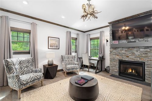 m6-3 Gardenia Dr, Richmond, RI, 02898-1238 | Card Image