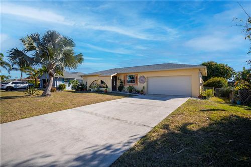 242 Annapolis Ln, Rotonda West, FL, 33947-2207 | Card Image