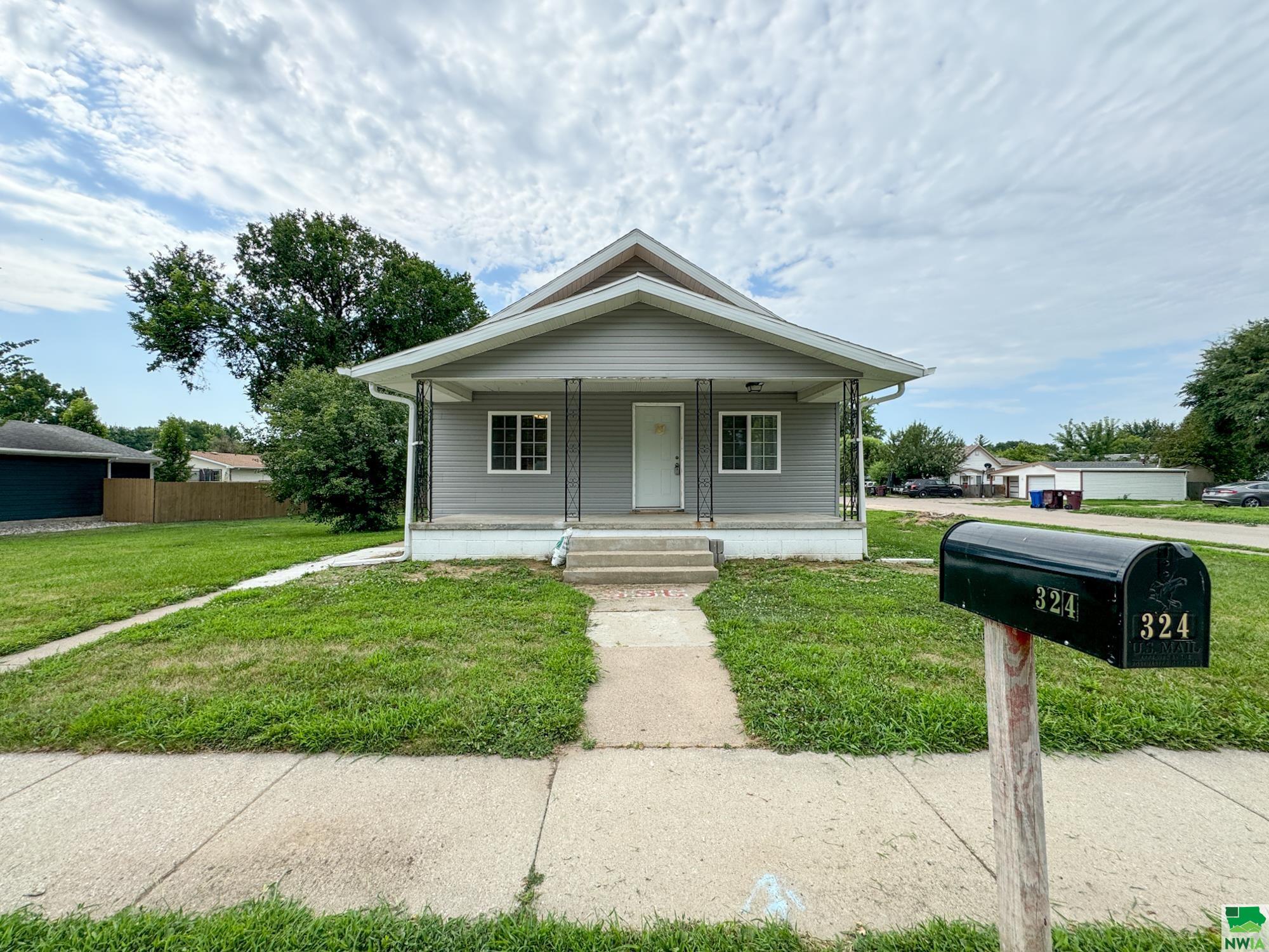 15th St, South Sioux City, NE 68776