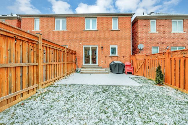 43 Sassafras Cir, House attached with 4 bedrooms, 4 bathrooms and 2 parking in Thornhill ON | Image 49