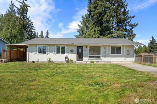 2115 140th Pl Ne, Marysville, WA, 98271-8226 | Card Image