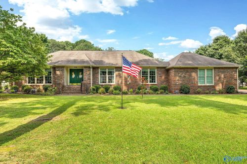 1707 Walnut St, Albertville, AL, 35950-2852 | Card Image
