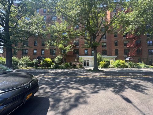 apt-2m-140 Holly Ave, Flushing, NY, 11355-3422 | Card Image