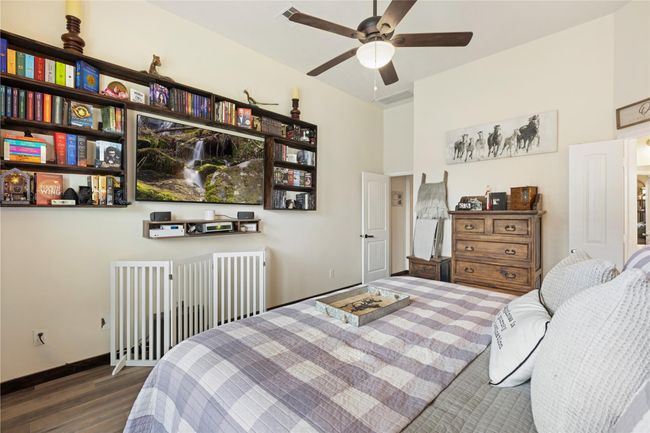 13610 Spectacled Bear Ln, House other with 5 bedrooms, 4 bathrooms and 2 parking in Crosby TX | Image 18