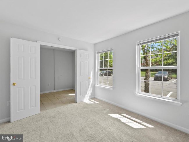 22937 Whitehall Ter, Townhouse with 4 bedrooms, 3 bathrooms and null parking in STERLING VA | Image 21