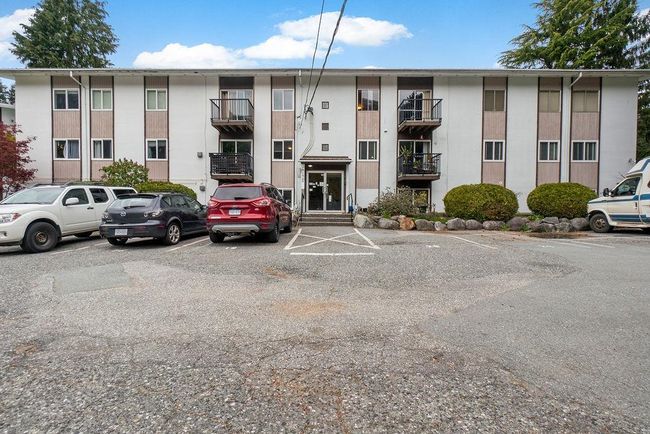 27 - 38175 Westway Avenue, Condo with 3 bedrooms, 1 bathrooms and 1 parking in Squamish BC | Image 1