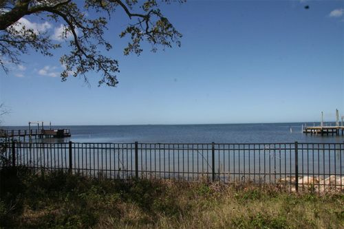 000 Bluff Blvd, HOLIDAY, FL, 34691 | Card Image