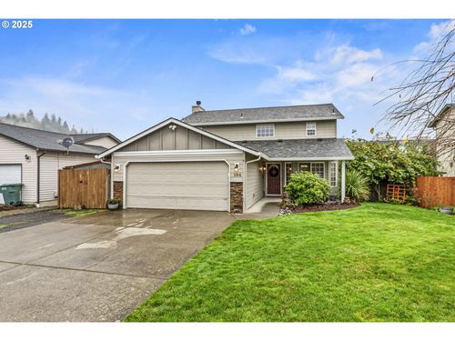 104 Westminster Dr, Kelso, WA, 98626-1897 | Card Image