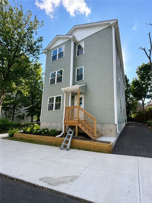2-134 Florence Street, Providence, RI, 02909 | Card Image