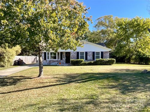 7902 Hemby Wood Dr, Indian Trail, NC, 28079-8642 | Card Image