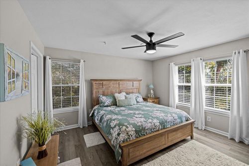 unit-18-4000 Dancing Cloud Ct, Destin, FL, 32541-3384 | Card Image