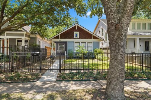 1509 Ashland St, Houston, TX, 77008-4131 | Card Image