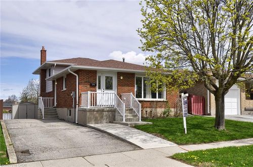 219 Bakersfield Dr, Cambridge, ON, N1R6X9 | Card Image