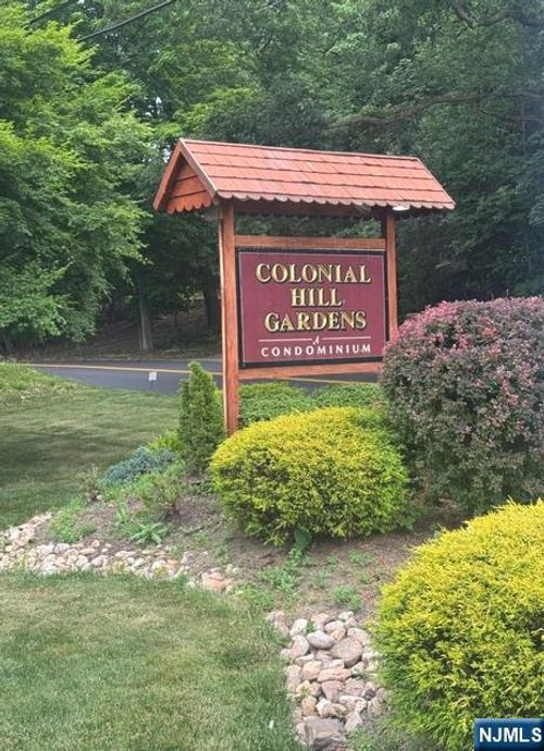 3 Colonial, Little Falls, NJ, 07424 | Card Image