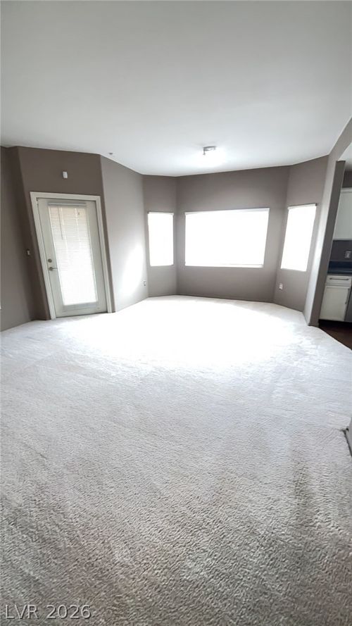 231-9330 W Maule Ave, Las Vegas, NV, 89148-4850 | Card Image
