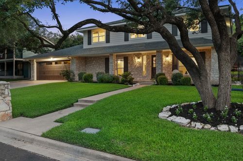 3107 Mistyglen Cir, Austin, TX, 78746-7811 | Card Image
