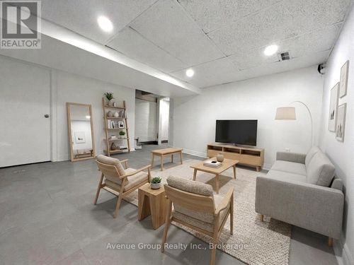 bsmt-210 Shaw St, Toronto, ON, M6J2W8 | Card Image
