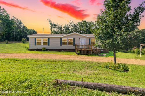 232 S Forrest Drive, Sardis, MS, 38666 | Card Image