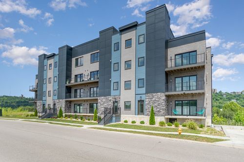 103-739 Manhattan Blvd, Dayton, KY, 41074-2024 | Card Image