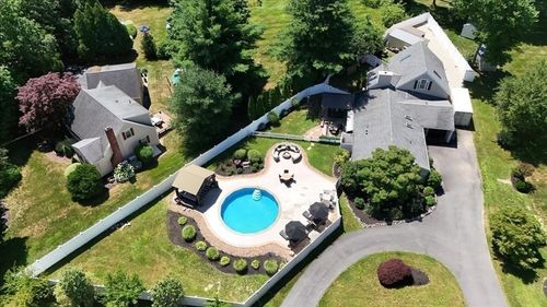 111 Constitution Ave, Abington, MA, 02351-2350 | Card Image