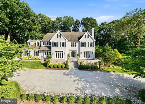 640 Narcisi Ln, WAYNE, PA, 19087-2238 | Card Image