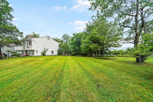 7 Tufts Ln, Highland Mills, NY, 10930-2626 | Card Image