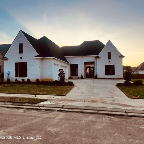 109 Venice Circle, Madison, MS, 39110 | Card Image