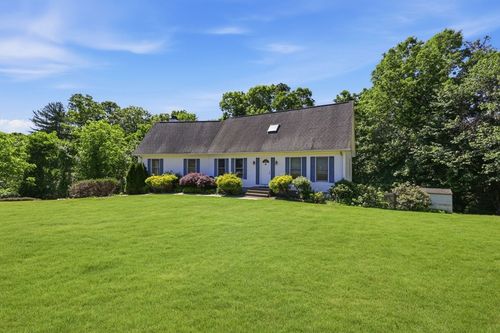30 Cara Ln, Westfield, MA, 01085-1769 | Card Image