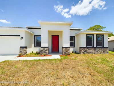 806 Peyton Avenue, House other with 3 bedrooms, 2 bathrooms and null parking in Palm Bay FL | Image 2