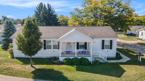 7677 Skylark Dr Se, Grand Rapids, MI, 49508-7283 | Card Image