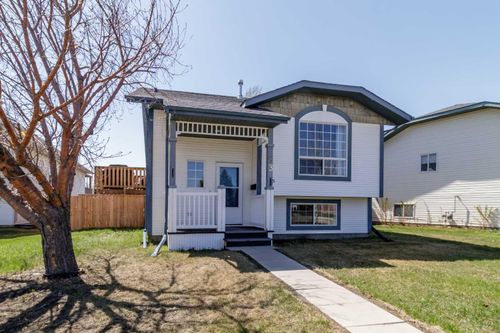 53 Westglen Boulevard, Blackfalds, AB, T0M0J0 | Card Image