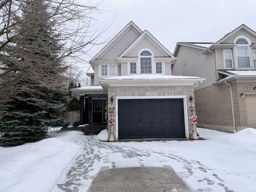 15 Gees Way, Cambridge, ON, N3C4M5 | Card Image