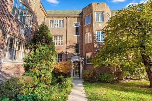apt-2w-1216 Central St, Evanston, IL, 60201-1650 | Card Image