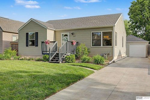 3610 Garfield St, Lincoln, NE, 68506-1025 | Card Image