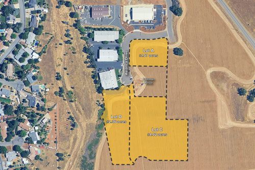 7669 Avianca Drive, Redding, CA, 96002 | Card Image
