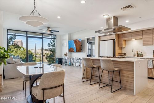416-200 W Portland St, Phoenix, AZ, 85003-5469 | Card Image