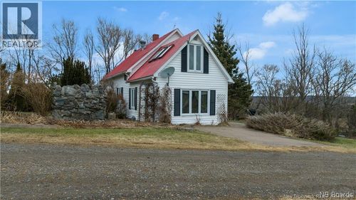 689 Carpenter Bald Hill Rd, Shannon, NB, E5T3W7 | Card Image