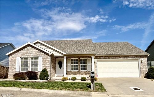 2213 Packard Court, Parkersburg, WV, 26104 | Card Image