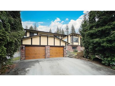 32555 Richards Ave, House other with 4 bedrooms, 3 bathrooms and 10 parking in Mission BC | Image 1