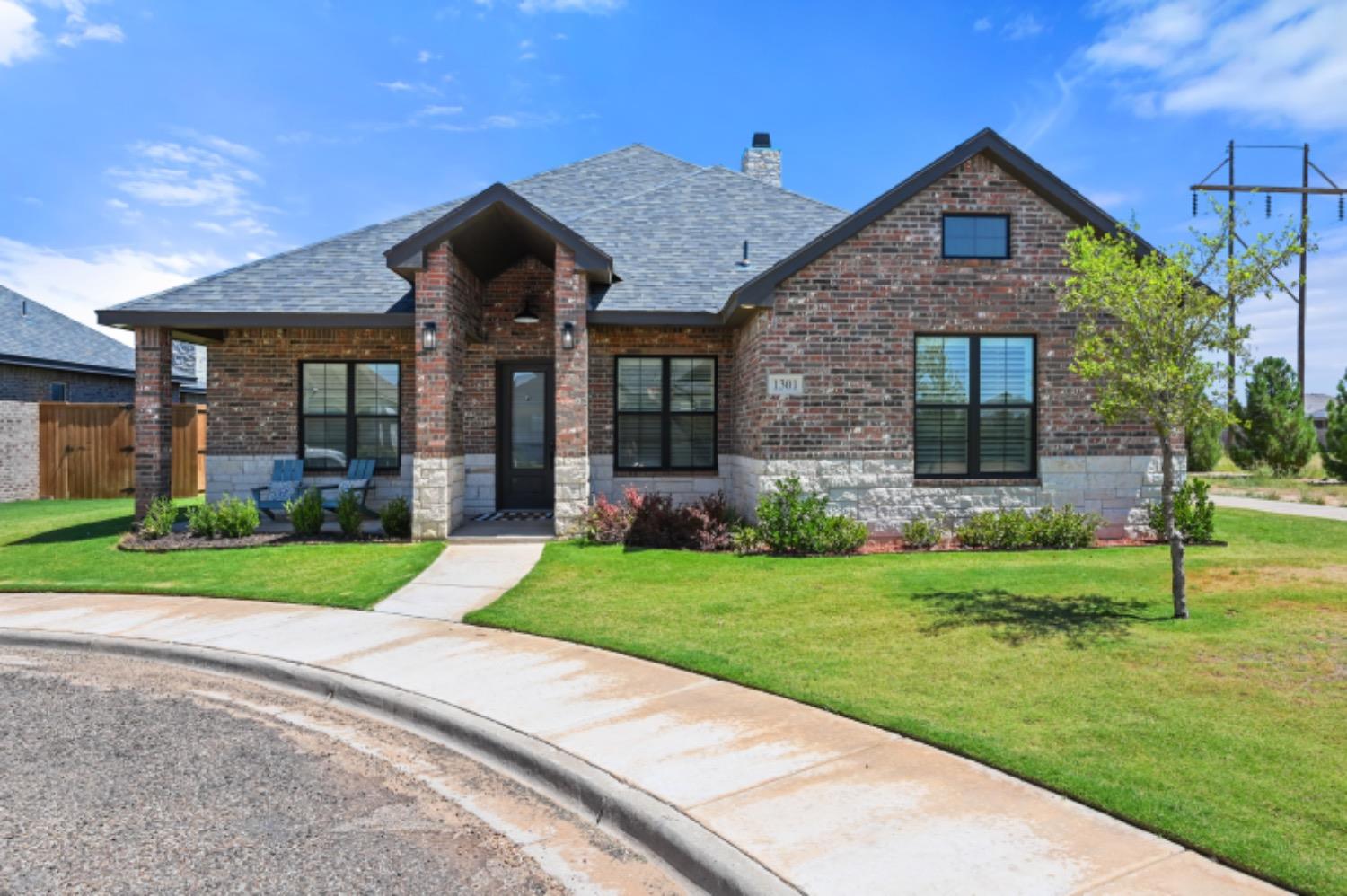 Essex Ln, Wolfforth, TX 79382