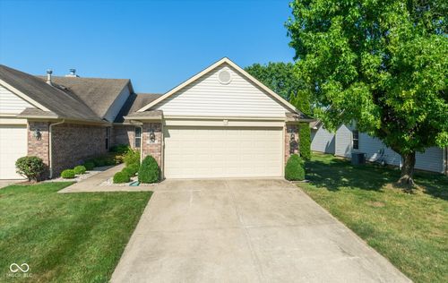 b-1208 Whittington Dr, Brownsburg, IN, 46112-8327 | Card Image