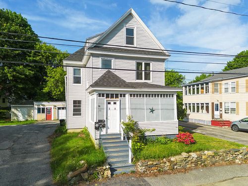 71 Warren Ave, Lewiston, ME, 04240-4813 | Card Image
