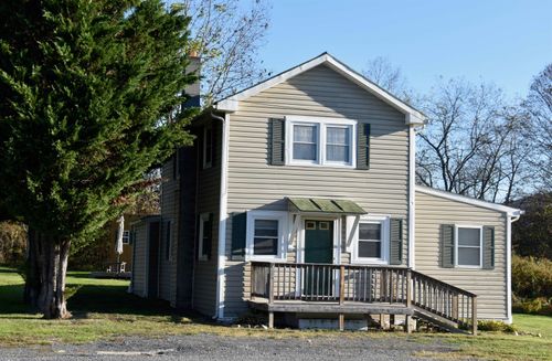 8593 Highland Tpke, MC DOWELL, VA, 24458-2102 | Card Image