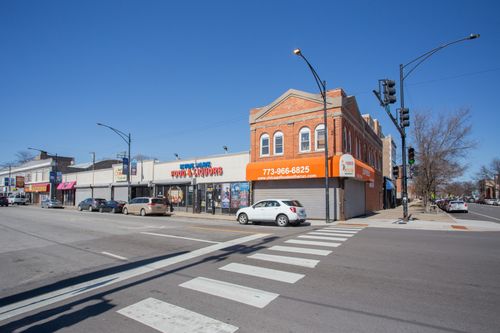 118 51st St, Chicago, IL, 60615-2107 | Card Image