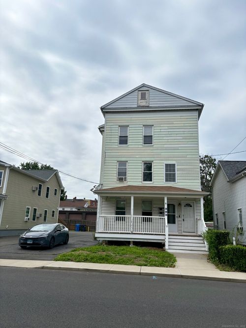 40 Orchard St, Bristol, CT, 06010-6251 | Card Image
