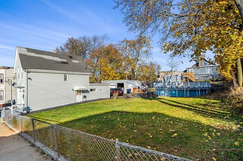 24 Hooper St, Chelsea, MA, 02150 | Card Image